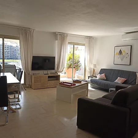 F3 Ile Marina La Napoule * ماندوليو لا نابول