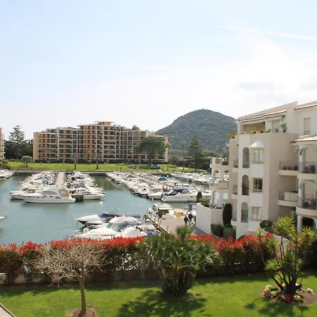 F3 Ile Marina La Napoule شقة *